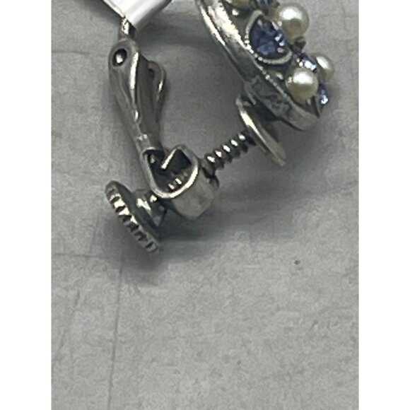 Mariana dangle drop earrings handmade crystal white silver tone floral READ NEW - Picture 5 of 5